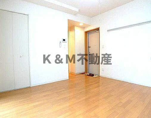 ロイヤル・クレストの居間・リビング|使いやすい居間です