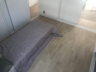 【寝室】