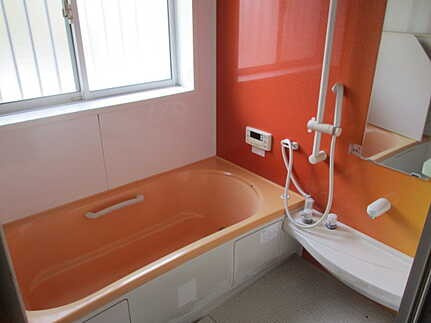 広島市西区己斐上2丁目　中古一戸建ての浴室