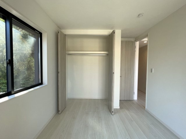 竹林の風流ある和の香り【港北区小机町】新築戸建の洋室|コンパクトで使いやすい洋室です