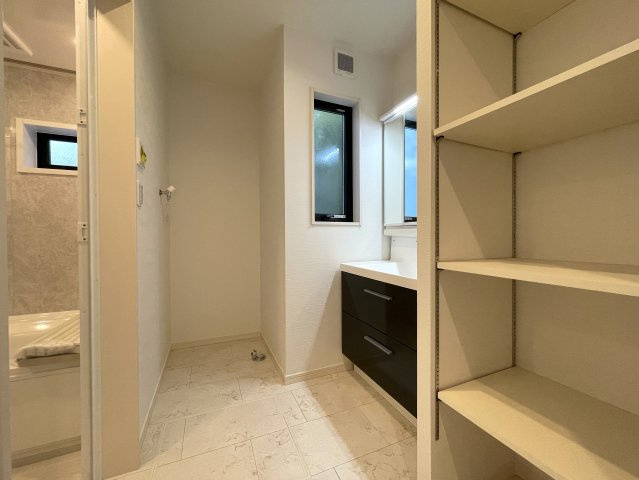 竹林の風流ある和の香り【港北区小机町】新築戸建の脱衣所