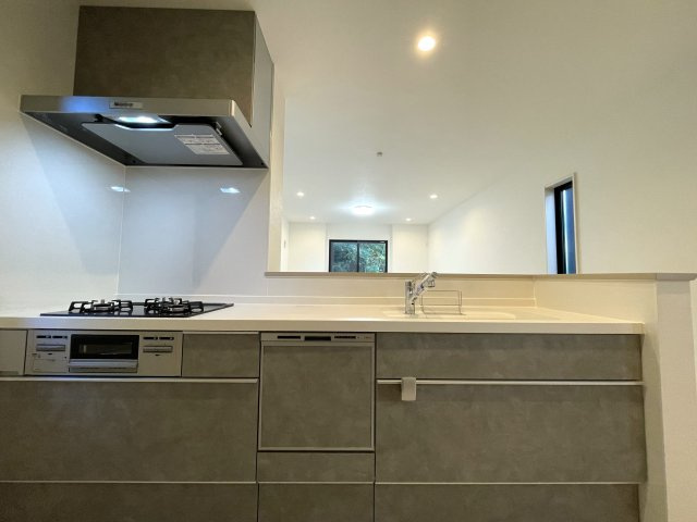 竹林の風流ある和の香り【港北区小机町】新築戸建のキッチン|使いやすいキッチンです