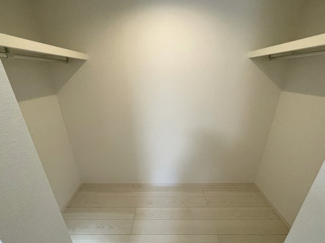 竹林の風流ある和の香り【港北区小机町】新築戸建の収納|大きなものも収納できそうです