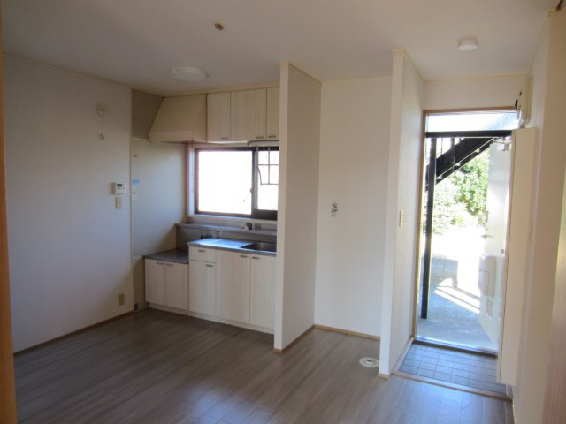 ひたちなか市高場４丁目のアパートのキッチン|内観写真です。