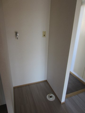 ひたちなか市高場４丁目のアパートの設備|洗濯機置き場の写真です。