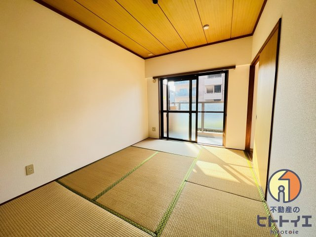 クイーン・ビーマンションの洋室|スタンダードな洋室です