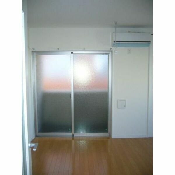 オプサス東尾久の居間・リビング