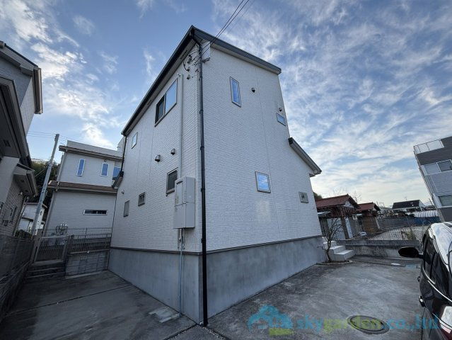 秦野市今泉　中古戸建の外観