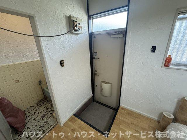 ステーションハイツの玄関