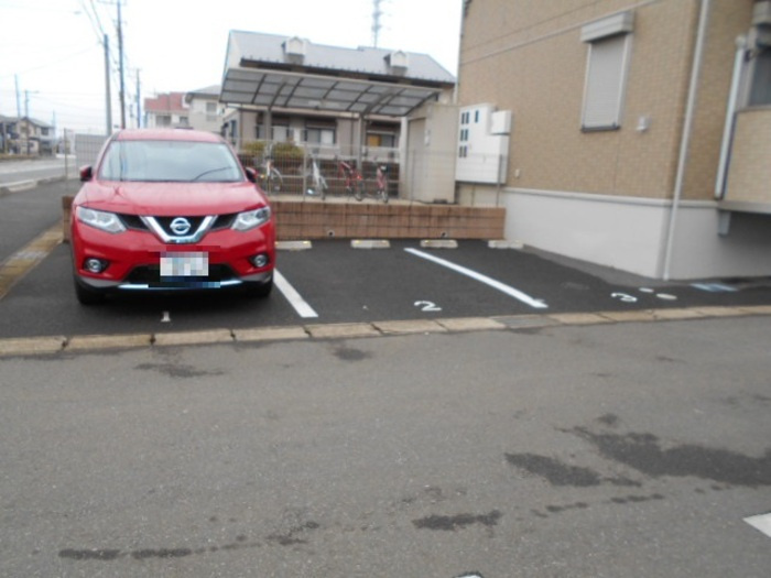 吉野ハイツ　Ⅲ棟の駐車場