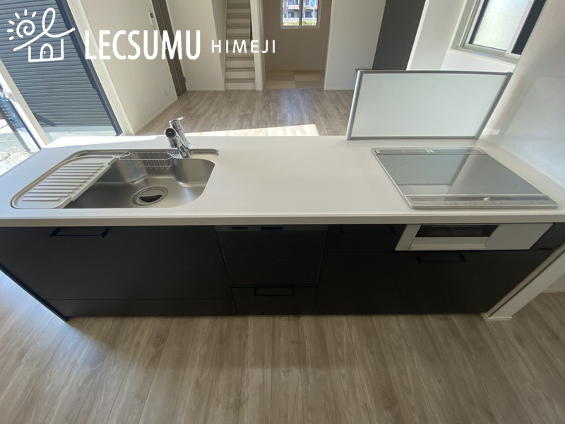 タマタウン花田町小川／全4棟のキッチン|同社施工例