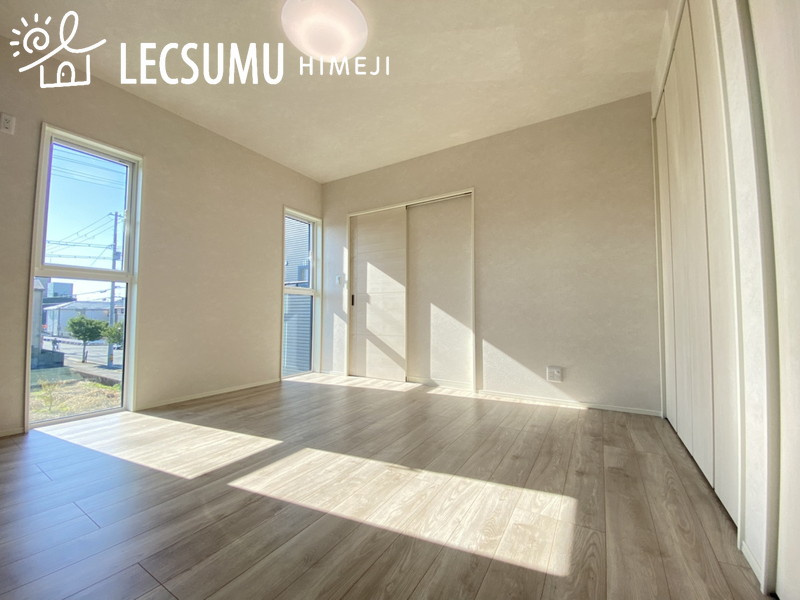 タマタウン花田町小川／全4棟の寝室|同社施工例