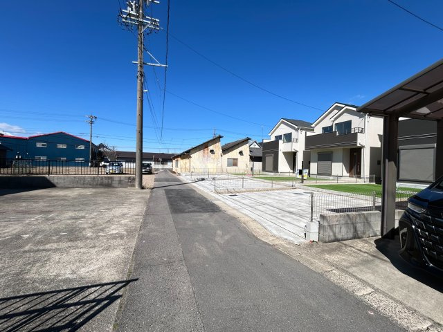 ハートフルタウン　一宮市浅井町5期　全3区画分譲の前面道路含む現地写真|■前面道路　■ヤマダ不動産　株式会社リライフ　
■夢のマイホーム購入をフルサポートします！