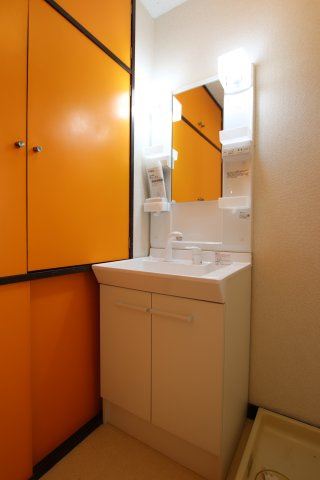 サンハイツ・スギウラの独立洗面台