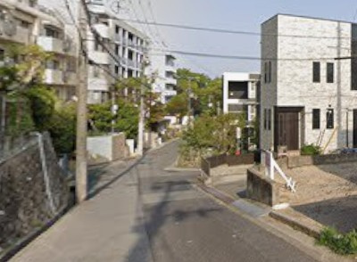 御影山手　新築戸建用土地の前面道路含む現地写真