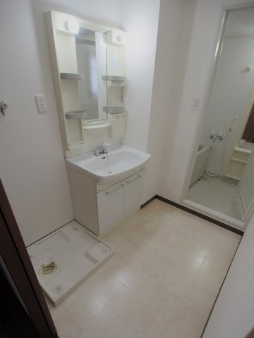 メープルＮＡＫＡＧＡＷＡの洗面所