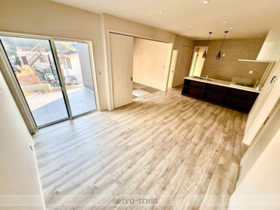 【居間・リビング】 | ☆呉市阿賀北5丁目☆