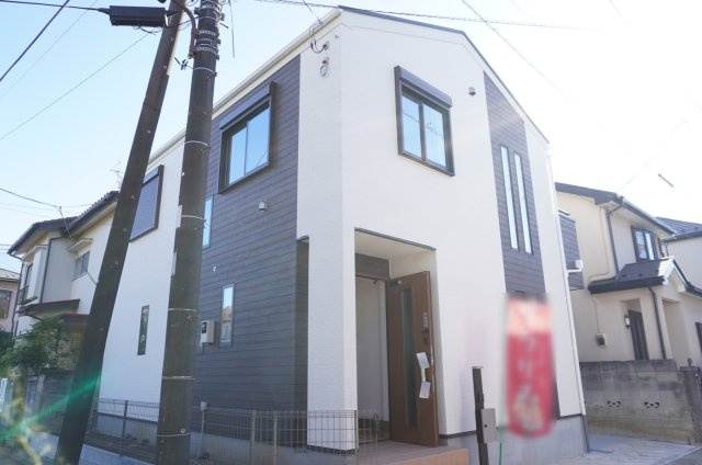 草加市金明町　新築分譲住宅の外観