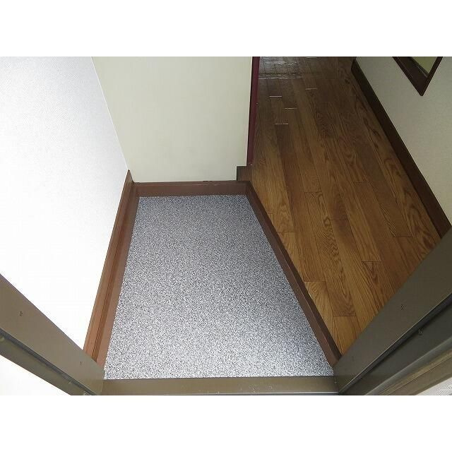 カディカワセの玄関