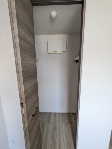Calme Villeの収納|同間取り別号室のお写真です。現況優先となります。