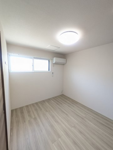 Calme Villeの寝室|同間取り別号室のお写真です。現況優先となります。