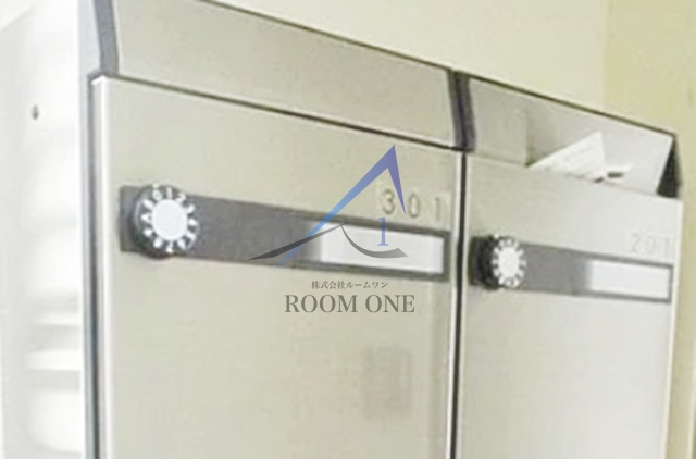 東中野ギンザ通りハイツのその他共用部分|集合ポストです。