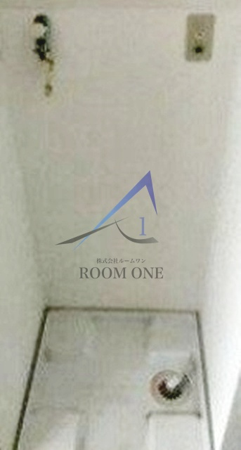 東中野ギンザ通りハイツの設備|洗濯機置き場です。