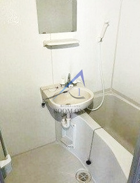 東中野ギンザ通りハイツの浴室|お風呂です。