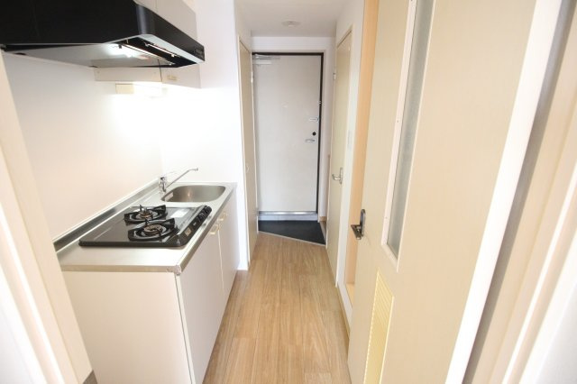 【キッチン】 | S・Eファースト | キッチン前廊下