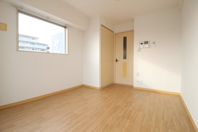 【洋室】 | S・Eファースト | 洋室