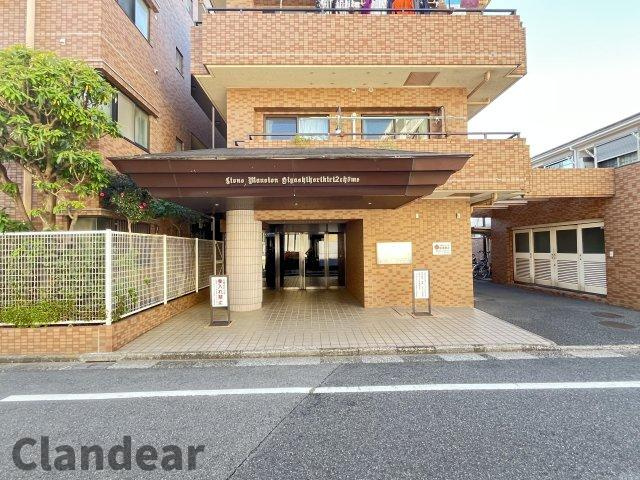 ライオンズマンション東堀切二丁目のエントランス|ドキドキの新生活も、安心してスタート。ぴったりの住まいを見つけませんか？クランディアが一緒に住まい選びをサポートします‼　まずは、お気軽にお問合せください　＃クランディア
