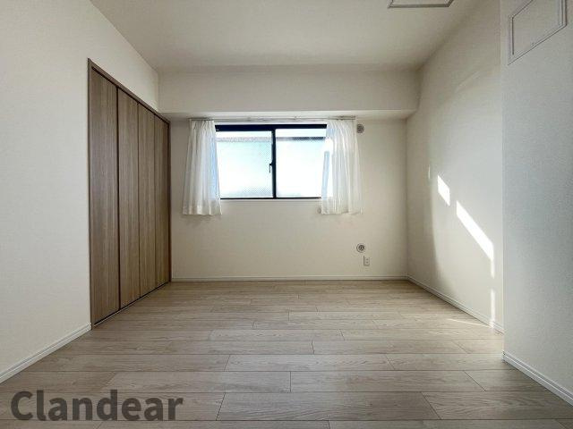 ライオンズマンション東堀切二丁目の洋室|ドキドキの新生活も、安心してスタート。ぴったりの住まいを見つけませんか？クランディアが一緒に住まい選びをサポートします‼　まずは、お気軽にお問合せください　＃クランディア