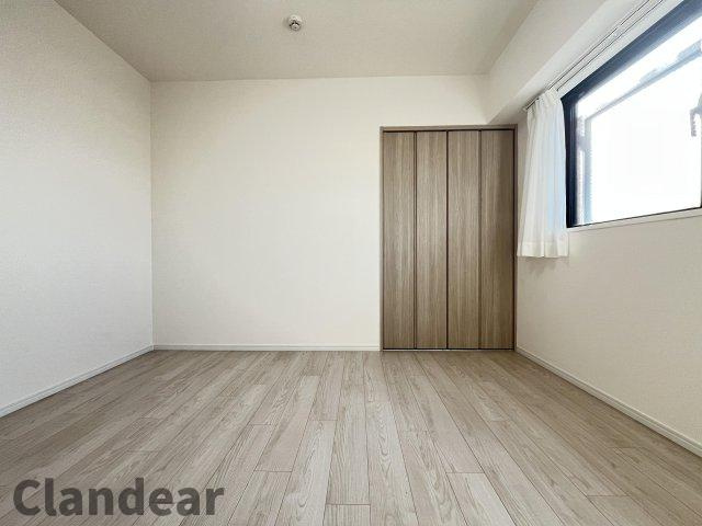 ライオンズマンション東堀切二丁目の洋室|ドキドキの新生活も、安心してスタート。ぴったりの住まいを見つけませんか？クランディアが一緒に住まい選びをサポートします‼　まずは、お気軽にお問合せください　＃クランディア