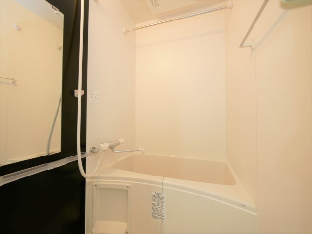 ラシーヌ天王寺町南の浴室