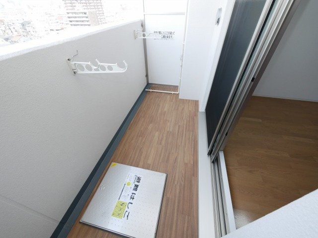 ラシーヌ天王寺町南のバルコニー