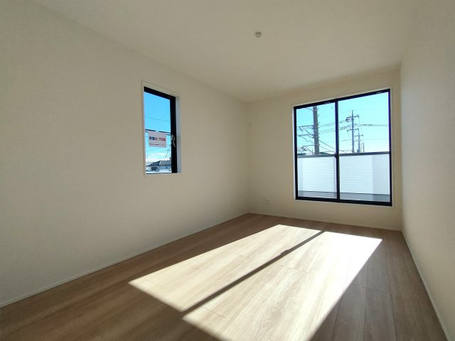 三郷市　鷹野5丁目　新築戸建　全2棟の洋室|安眠を支える静けさ。毎日を整えるマイルーム