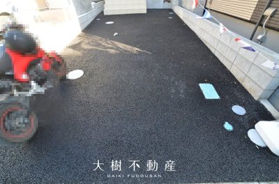【駐車場】 | 海老名市社家２丁目 新築戸建て 全3棟【仲介手数料無料】