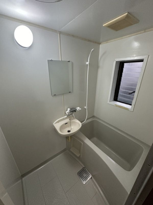 【浴室】 | シャンブルクレールⅡ | お風呂です