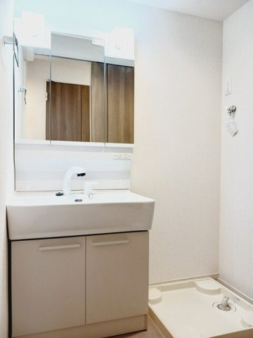 ヒカルサ坂戸芦山町の洗面所