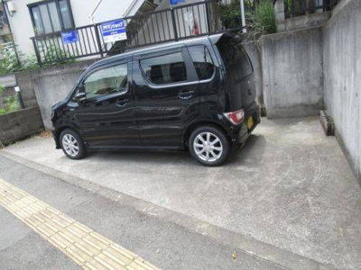 【駐車場】 | ヴェルビザン