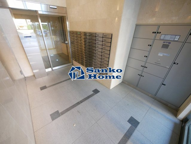 プラシア北千住のロビー