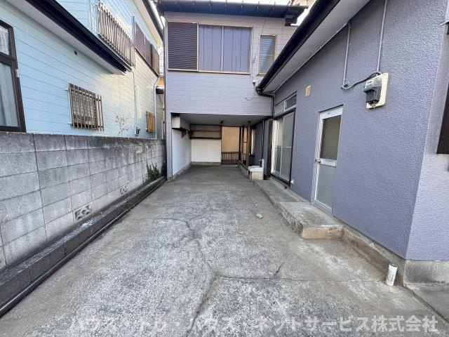 松戸市大橋戸建の駐車場