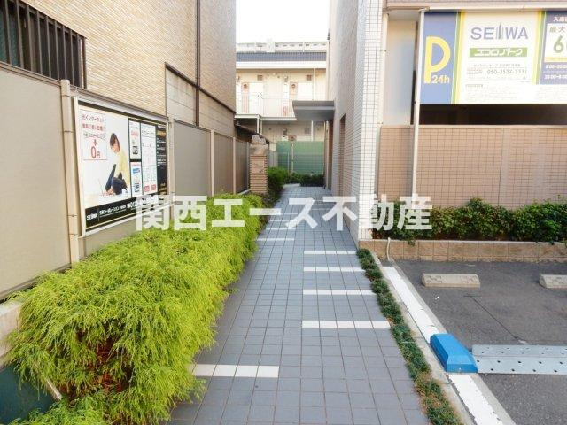 【エントランス】 | ディアコートハナテン