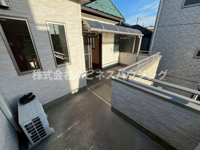 柏市旭町２丁目貸家のバルコニー