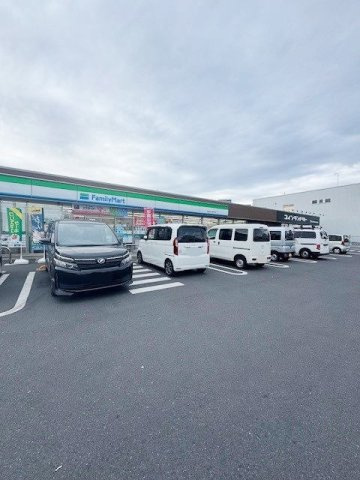 【周辺】 | メゾン伊奈平 | ファミリーマートまで400m