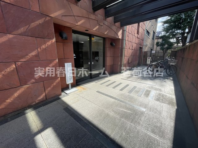 【エントランス】