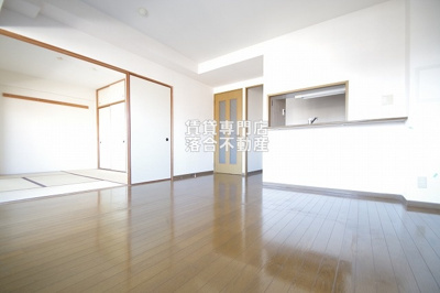 【居間・リビング】 | サンコリエS | 明るいゆったりとしたリビング♪