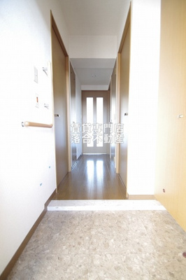 【玄関】 | サンコリエS | 落ち着いた雰囲気の玄関♪