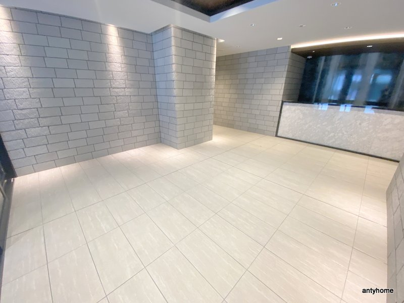 エステムプラザ南船場レジスタ　仲介手数料無料のロビー