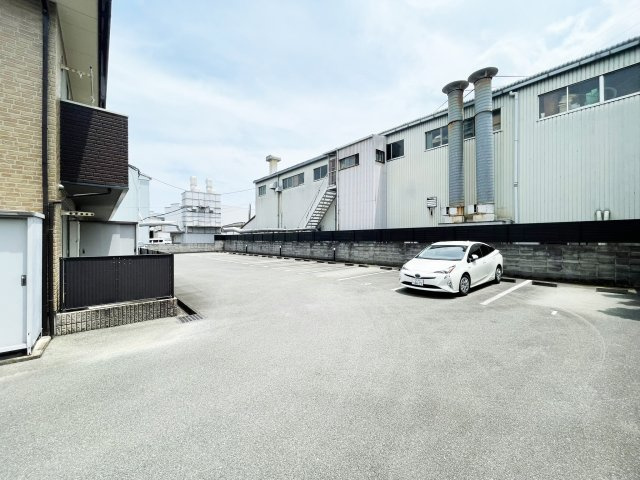 タカラハイツの駐車場